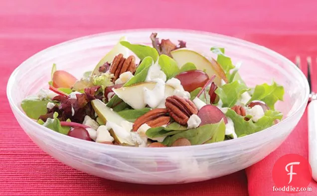 Mixed Greens with Pear & Pecan Salad