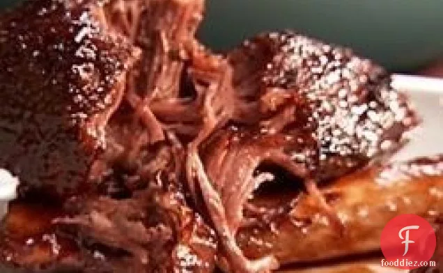 Slow Cooker Barbequed Beef Ribs