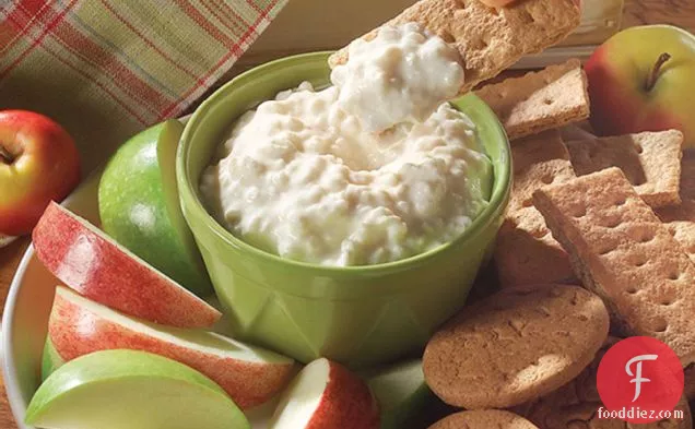 Cottage Cheese Apple Dippers