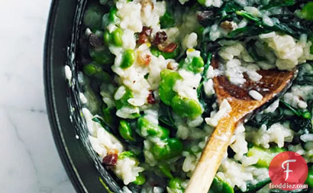 फवा बीन और ग्रीन्स रिसोट्टो