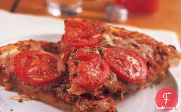 Roasted Pepper Pesto-Tomato Pizza