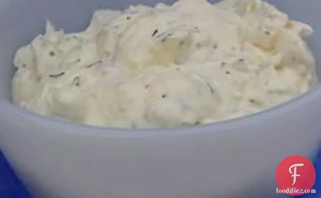 लहसुन और जड़ी बूटी क्रीम पनीर