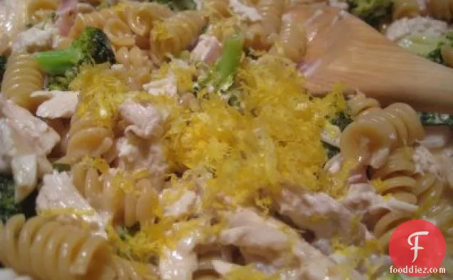 Pasta with Chicken and Broccoli in a Lemon Cream Sauce