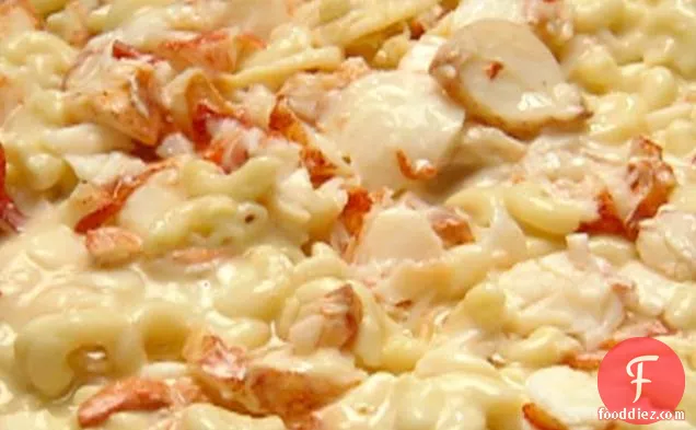 Maine Lobster Macaroni Cheese with Truffle Oil