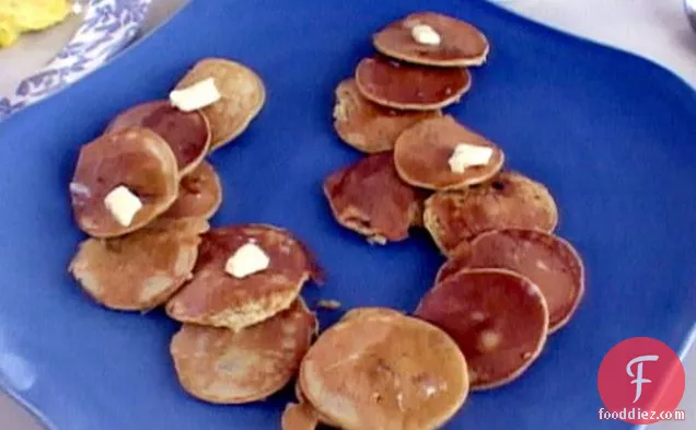 Low Carb Maple Pecan Pancakes