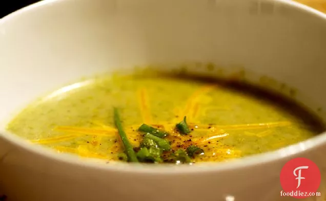 शाकाहारी ब्रोकोली सूप पकाने की विधि