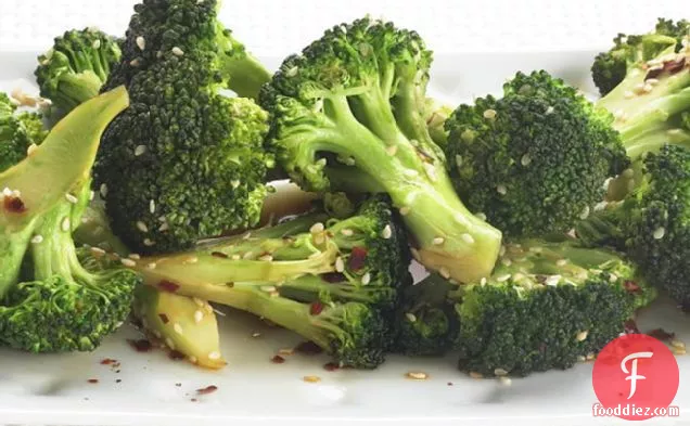 Stir-Fried Broccoli with Sesame Seeds