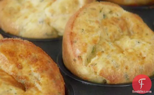 Garlic and Cheese Popovers