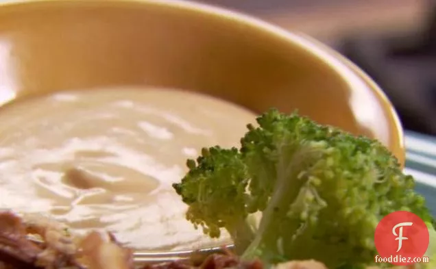 Blanched Broccoli and Cheese Dipping Sauce