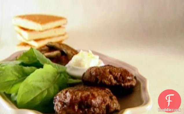 Beef Burgers with Mushrooms and Aioli