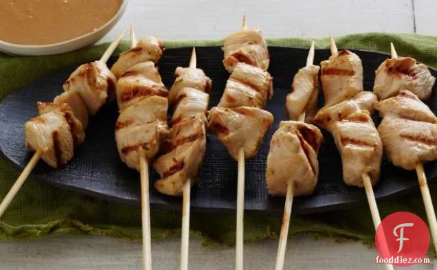 Chicken Sate with Spicy Peanut Dipping Sauce