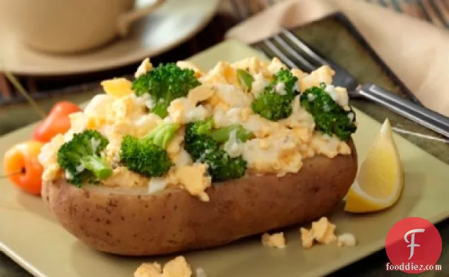 Broccoli-egg Stuffed Baked Potatoes