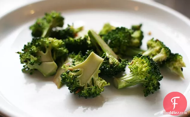 Garlicky-sesame-cured Broccoli Salad