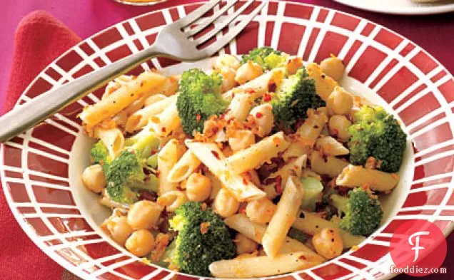 Pasta with Chickpeas and Broccoli