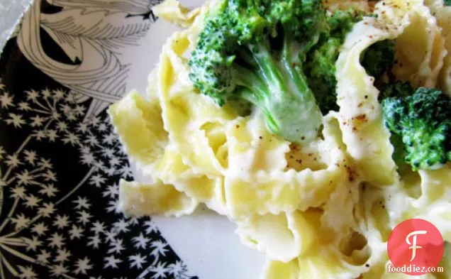 Fettuccini Alfredo With Broccoli