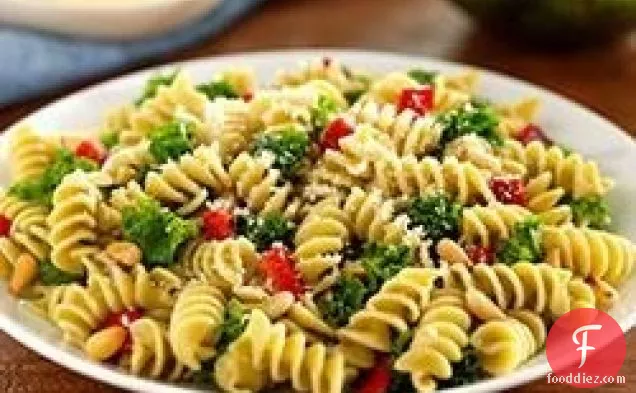 Rotini With Kale, Roasted Peppers and Pine Nuts