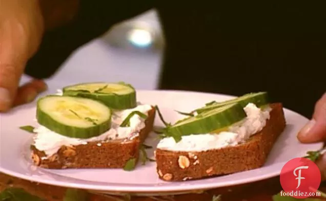 Herbed Goat Cheese Sandwiches