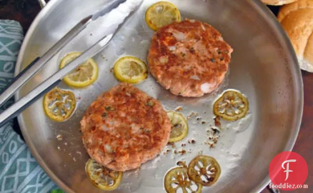 Salmon Burger With Capers & Fried Lemon Slices