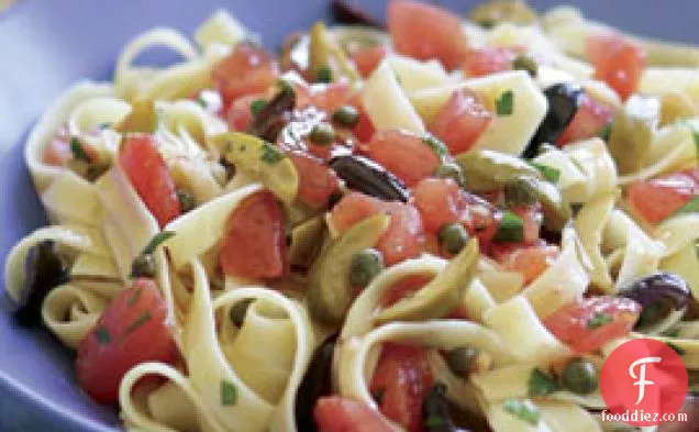 Fettuccine With Tomatoes, Capers & Olives