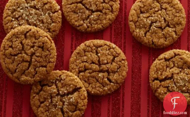 Jamie's Old-Fashioned Ginger Crinkle Cookies
