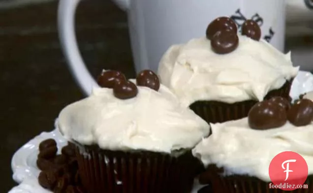Chocolate Cupcakes with Coffee Cream Filling