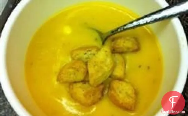 Gisela के Butternut स्क्वैश सूप