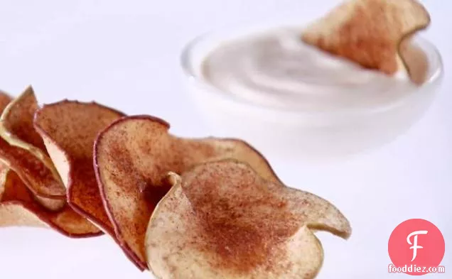 Apple Chips with Sweet Yogurt Dip