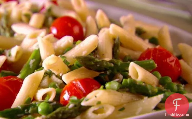 Penne with Asparagus and Cherry Tomatoes (Spring)