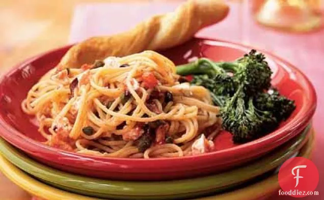 Spaghetti with Peppery No-Cook Tomato Sauce