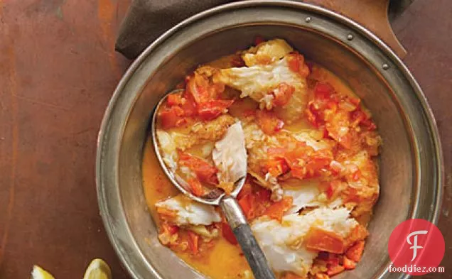 नारियल करी में मछली (म्तुज़ी वा समकी)