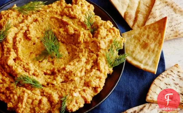 Dill Hummus and Toasted Pita Wedges