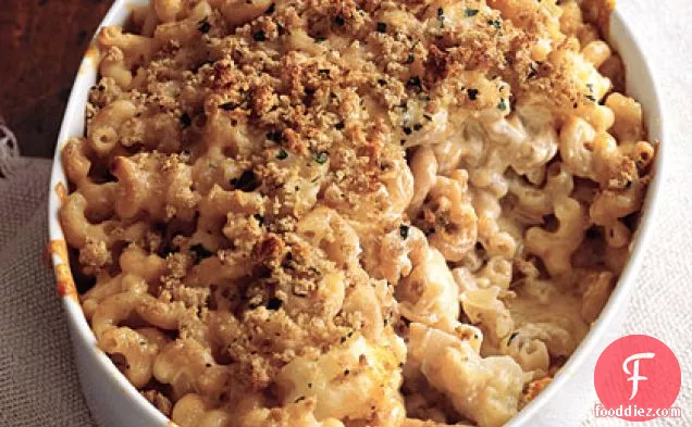 फूलगोभी के साथ मैकरोनी और पनीर