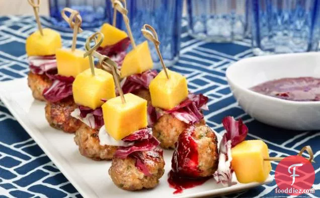 मिनी Meatballs के साथ रास्पबेरी-Balsamic बारबेक्यू सॉस