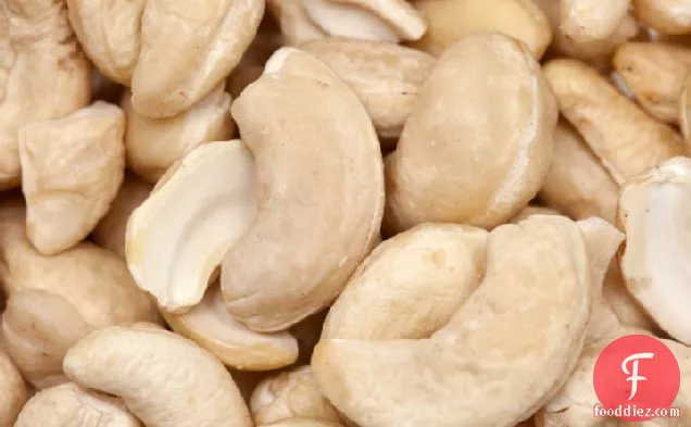 फूलगोभी और काजू के साथ लस मुक्त मोरक्कन चिकन