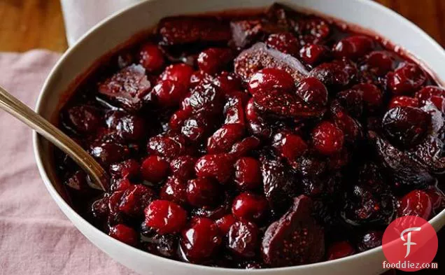 Cranberry Sauce with Pinot and Figs