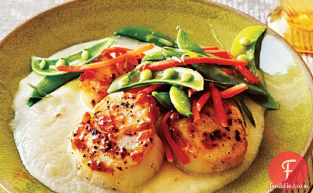 Seared Scallops with Cauliflower Purée