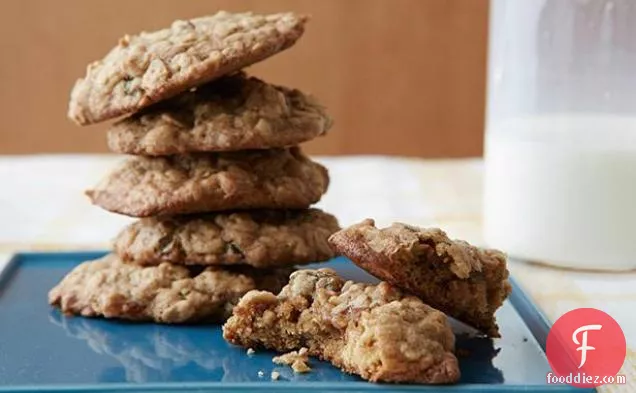 Loaded Oatmeal-Raisin Cookies