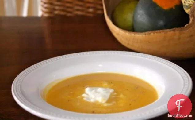 Creamy Curried Squash And Cauliflower Soup