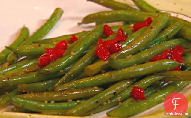 Sauteed Green Beans with Pimento