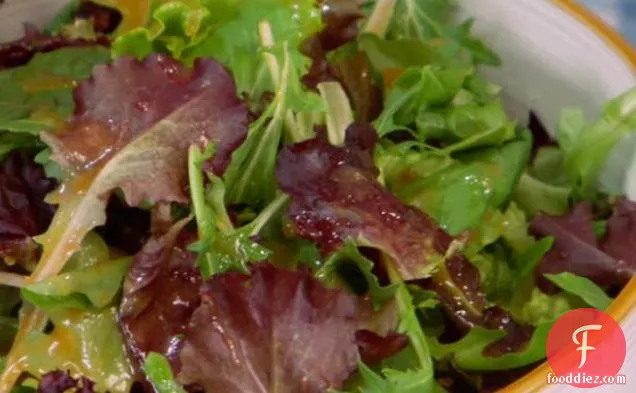 Simple Green Salad with Honey Tomato Vinaigrette