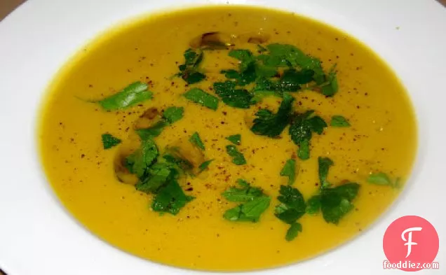Domestic Diva's Organic Cauliflower Soup