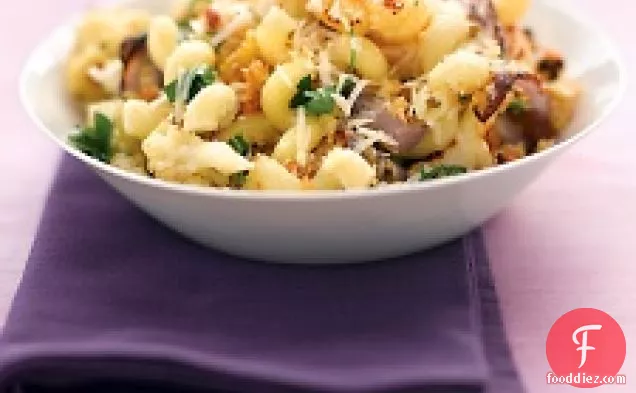 Pasta With Roasted Cauliflower, Parsley, And Breadcrumbs