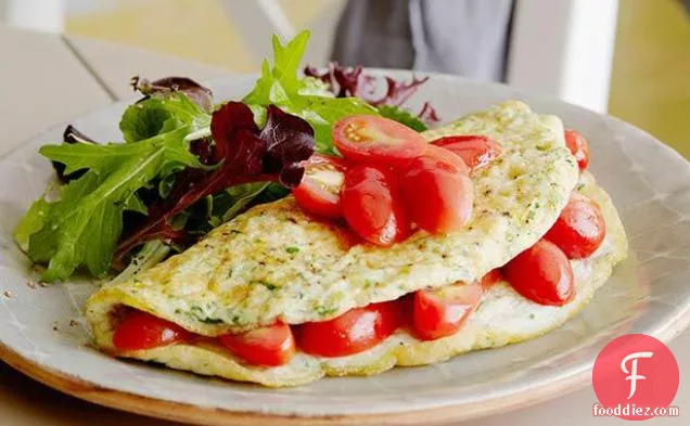 Herbed Egg White Omelet with Tomatoes