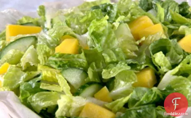 Green Salad with Dressing