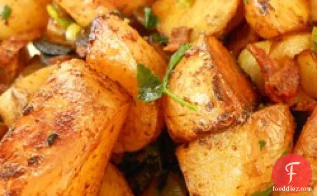 बाल्सामिक ग्लेज़ेड भुना हुआ आलू का सलाद