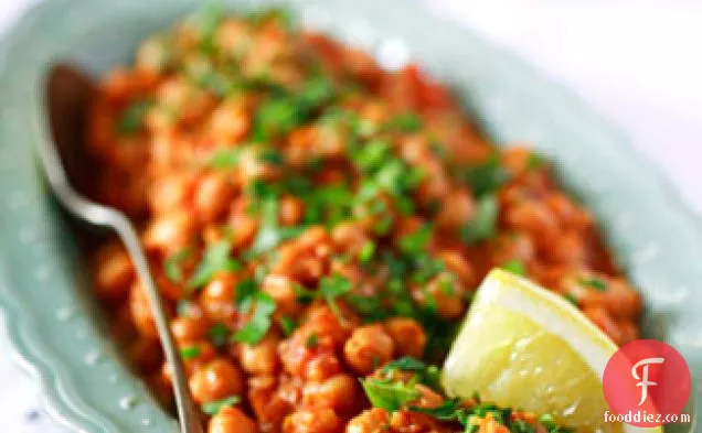 Catalan Chickpeas With Tomatoes And Almonds