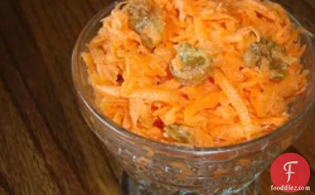 Mom's Carrot and Raisin Salad