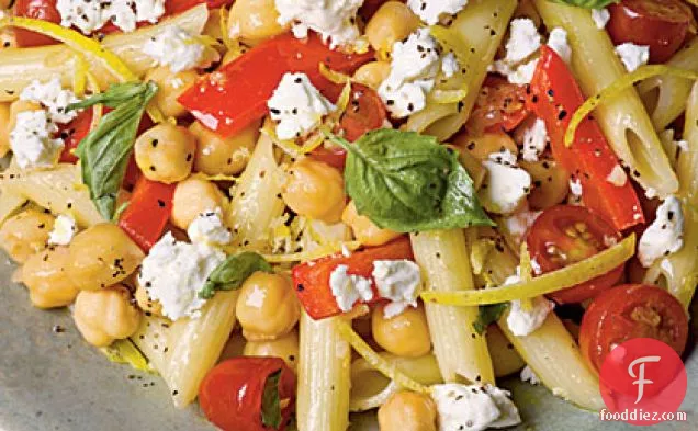 Penne with Chickpeas, Feta, and Tomatoes