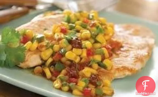 भुनी हुई लाल मिर्च और स्ट्रॉबेरी टर्की कटलेट