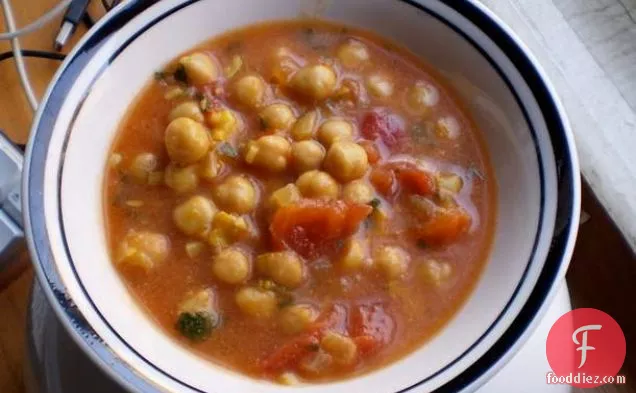 Healthy & Delicious: Moroccan-Style Chickpea Soup